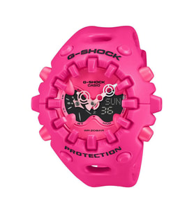 Casio G-Shock GA-V01-4ADR Erkek Kol Saati