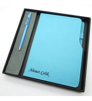 Signator® Codex  N176 Kişiye Özel Defterli Set - İsme Özel Turkuaz Kalem + İsme Özel Turkuaz Defter  İsme Özel Kutusunda Hediyelik Set (Karışık)