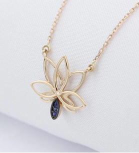 Safir Lotus Çiçeği Kolye
