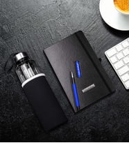 Kişiye Özel Mavi Roller Kalem & Siyah Defter & Özel Kılıflı 500Ml Cam Matara Hediye Seti