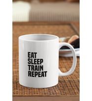 Eat Sleep Train Repeat Baskılı Kupa Bardak
