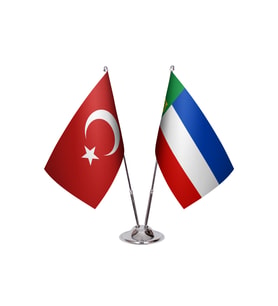 Hakas İkili Masa Bayrağı