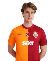 İCARDİ 9 NUMARA  GALATASARAY 23/24 YENİ SEZON FUTBOL FORMASI (Kırmızı)