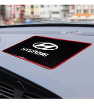 Hyundai İmpreza torpido üstü aksesuar araç markalı logo telefon anahtarlık tutucu