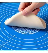 River World 40*50 cm Silikon Ölçekli Kullanımı Kolay Hamur Açma Matı Ekmek Mantı Makarna Hamuru Yoğurma  Matı