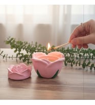 Kapaklı Pembe Gül Şeklinde Dekoratif Hediye Gül Mumluk -mum
