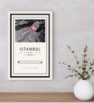 BK Gift Kişiye Özel Siyah Beyaz İstanbul Haritası Tasarımlı Dekoratif Ahşap Beyaz Çerçeveli Tablo-1