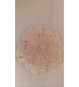 Sedefli Beyaz Üzerine Pembe Glitter Süslemeli Bardak Altlığı Çiçek Desen El Yapımı Epoksi Hediyelik