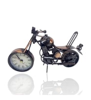 Metal Motor Obje Saat