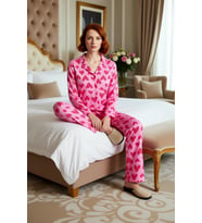 Kadın Şekerlemeli Pijama Takımı Fonksiyonel Dayanıklı Kaliteli Konforlu Estetik Premium Şık