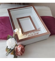 25X35 BEYAZ-ROSEGOLD LEDLİ FOTOĞRAF BÖLÜMLÜ ANI ÇERÇEVESİ- NİŞAN SÖZ GÜLLERİNİZ İÇİN ÇERÇEVELER