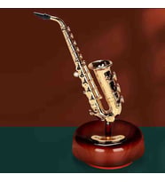 Saksafon Tasarımlı Kurmalı Müzik Kutusu Hareketli Dönen Mekanizmalı, Nostaljik Dekoratif Şık, Zarif, Konsept Hediyelik Özel Tasarım masaüstü Süs Biblo Dekor