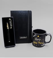 Yılbaşına Özel Siyah Defter & Siyah Dolma Kalem & Happy New Years Kupa Hediye Seti