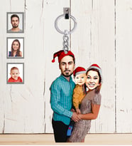 Kişiye Özel Yılbaşı Aile Karikatürlü Ahşap Anahtarlık Model-1-Eco