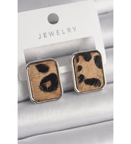 Pirinç Gümüş Renk Leopar Desenli Kare Model Kadın Küpe TJ-BKP9888