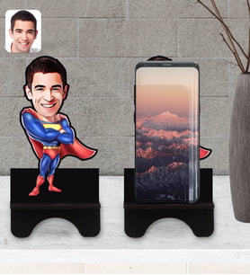 BK Gift Kişiye Özel Süper Adam Karikatürlü Ahşap Biblo Telefon Standı-1