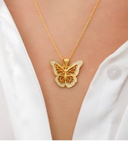925 Ayar Zirkon Taşlı Kelebek Model Gümüş Kolye(ÖZEL KUTULU) (Gold)