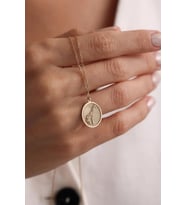 Kişiye Özel 925 Ayar Gümüş Minimal Zürafa Figürlü Kolye (Gold)