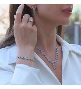 Çiçek Zirkon Taşlı Gümüş Set