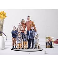 BK Gift Kişiye Özel Tam Boy Aile Karikatürlü Ahşap Biblo Model-3 (Beyaz)