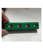 MIZIKA RENKLİ DESENLİ -AHŞAP-FARKLI VE NEŞELİ BİR HEDİYELİK -GENÇ-DİNAMİK-KEYİFLİ-SÜPRİZLİ (Yeşil)