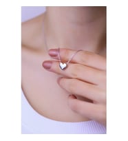 Gümüş Renk Minimal Kalp Kolye Anti Alerjik Kadın Kız Bayan Zincir Kolye Yeni Sezon Hediyelik Aksesuar Takı Gold Sade Moda Trend Taşsız Güzel Şık Zarif Retro Kombine Uyumlu Doğum Günü Yıldönümü Eşe Hanıma Sevgiliye Kız Kardeşe Arkadaşa Dosta Hediye
