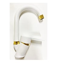 Venita Beyaz Gold Banyo Lavabo Musluğu Bataryası Çift Su Girişli