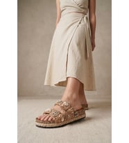 Guja 26Y217-9 Kadın Taşlı Düz Terlik Camel