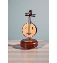 Kişiye Özel Ahşap Görünümlü Çin Pipası Tasarımlı Dönen Müzik Kutusu 18,5cm