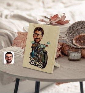 BK Gift Kişiye Özel İsimli Erkek Motorcu Karikatürlü Dekoratif Ahşap Çerçeve Model 2