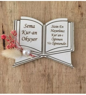 Kişiye Özel KUR' AN Okuyor Ahşap Magnet