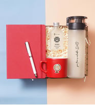 Öğretmenler Günül Hediye Seti – Defter, Kalem, Kolonya, Kupa Bardak, Cam Suluk