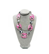 Malezya Pembe Metal Etnik Kolye No:2