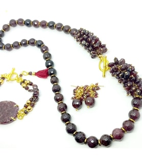 2603 Garnet Hematit el yapımı kolye