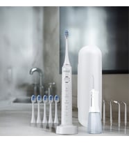 Mioji Oral B6 Care Şarj Edilebilir Diş Fırçası Beyaz + 5 Yedek Başlık + Şarjlı Su Diş Temizleyici