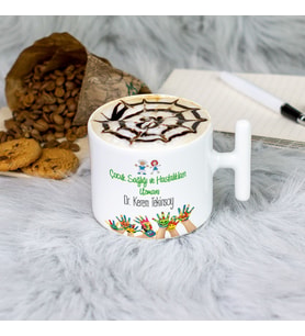 Çocuk Sağlığı ve Hastalıkları Uzmanı Latte Fincanı