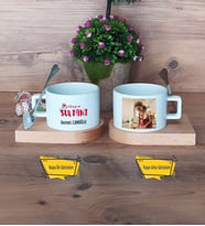 Mutfağın Sultanı Anneye Hediye Kupa Bardak Ahşap Altlıklı Kısa Fotoğraflı Anneler Günü Hediyesi