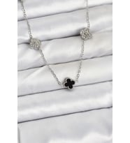 pilelistore 316L Çelik Zincir Gümüş Renk Siyah ve Zirkon Taşlı Baby Boy Yonca Kadın Kolye - TJ-BKO10