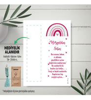 Hediyelik Kart - Kız Bebek Gökkuşağı Tasarım Makrome Anahtalık, Toka, Kurabiye, Kahve Kartı