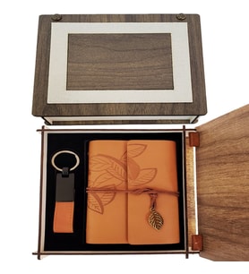 Özel Ahşap Kutulu Taba Deri Defter ve Anahtarlık Set