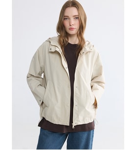LCW Modest Bej Kapüşonlu Oversize Kadın Yağmurluk