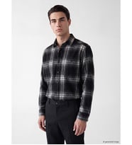LCWAIKIKI Classic Siyah Ekose Gabardin Erkek Gömlek