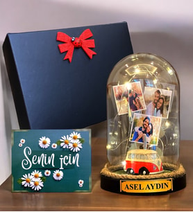 Sizlere Özel İsimli ve 3 Fotoğraflı Led Işıklı Fanus, Siyah Hediye Kutusunda (Model 6)