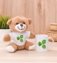 Kişiye Özel Erkeğe Hediye Yaprak Tasarım İsimli Peluş Ayı ve Beyaz Kupa