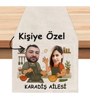 Kişiye Özel Karikatür Baskılı Çift Tasarımlı Runner, Runer, Masa Örtüsü, Sofranıza Zarafet Katın Runner (Krem)
