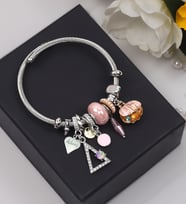 Kişiye Özel Gümüş Renk Charm Çelik Bileklik