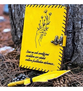 Sevgiliye Hediye Romantik Sözlü Deri Defter (Sarı)