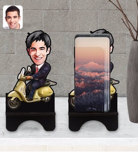 BK Gift Kişiye Özel Erkek Motorcu Karikatürlü Ahşap Biblo Telefon Standı-3