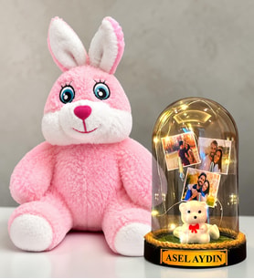 Kişiye Özel 3 Fotoğraflı LED Işıklı Fanus ve Pembe Peluş Tavşan Hediye Seti (beyaz ayıcıklı)