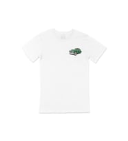 Yeşil Klasik Araba Cep Logo Tasarımlı Beyaz Tişört